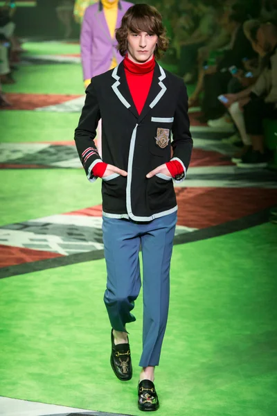 Look 2